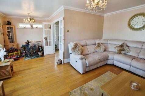 L SHAPED LOUNGE