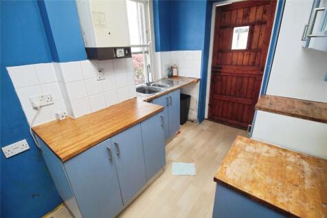 Flat 2 Kitchen