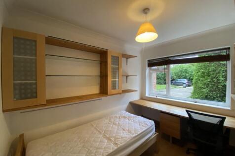 BEDROOM 5