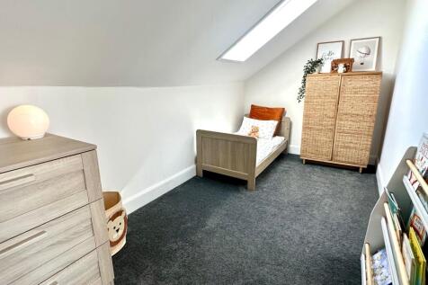 Extra Room off Master