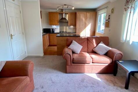 Lounge Kitchen