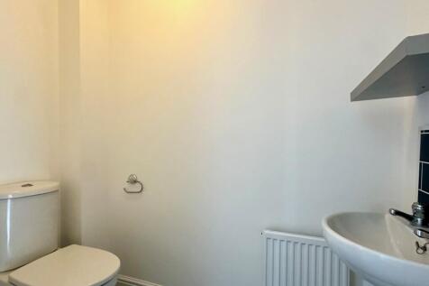 Downstairs wc