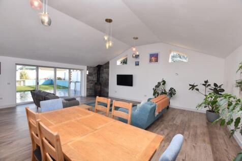Living Room/Diner