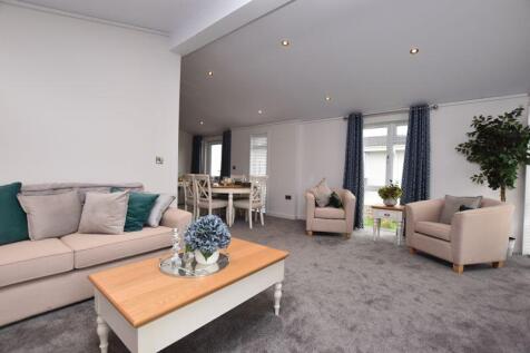 Open Plan Lounge/Diner