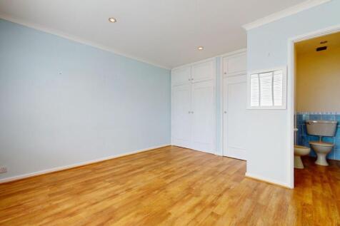 Bedroom &amp; En-Suite