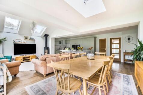 Open Plan Lounge/Diner/Kitchen