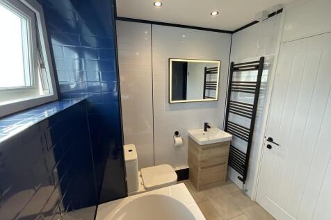 20251014_11533083...