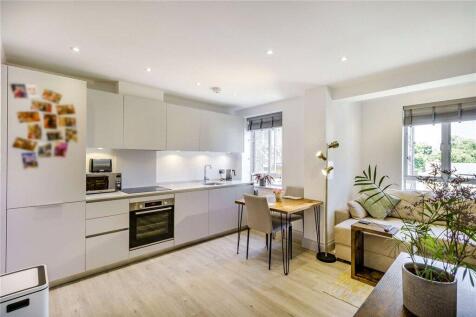 Kitchen/Reception