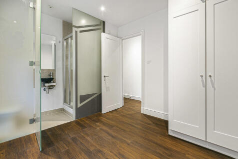 Bedroom//ensuite
