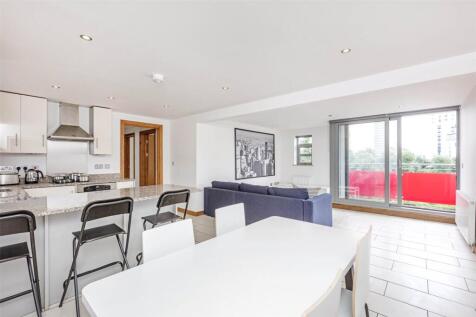Reception/Kitchen