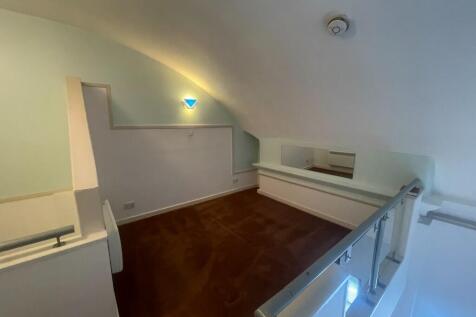 Bedrooom 