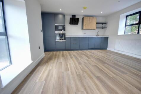 No 4 Kitchen 3.jpg