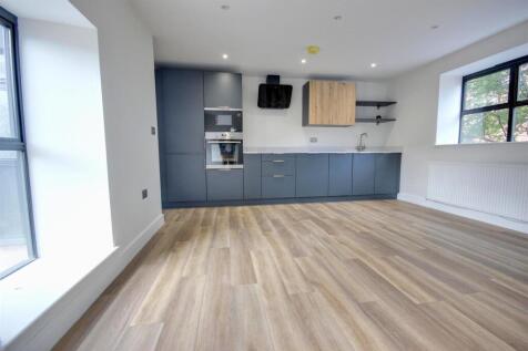 No 4 Kitchen 4.jpg