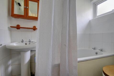 Bathroom.jpg