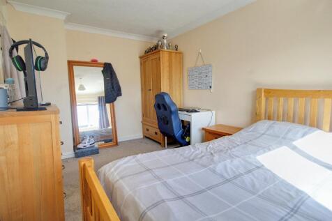 Main Bedroom 2