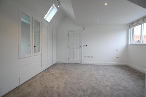 77 main st room6.jpg