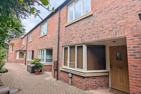 2 Burgess Mews Beverley 230725_lzn.jpg