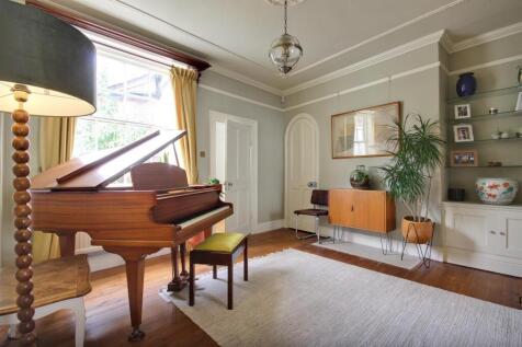 Liviing Room Rear