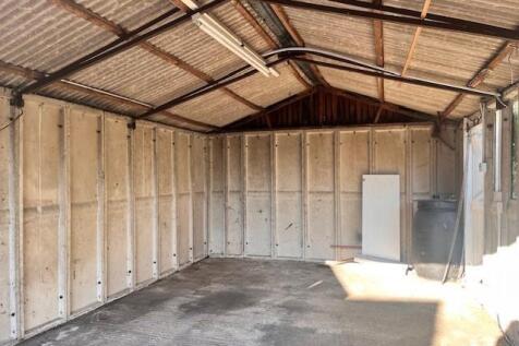 Garage 2.jpg