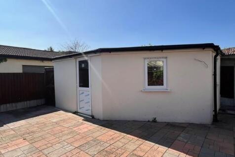 outbuilding.jpg