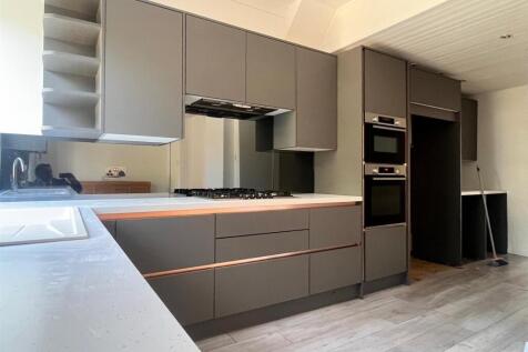 kitchen3.jpg