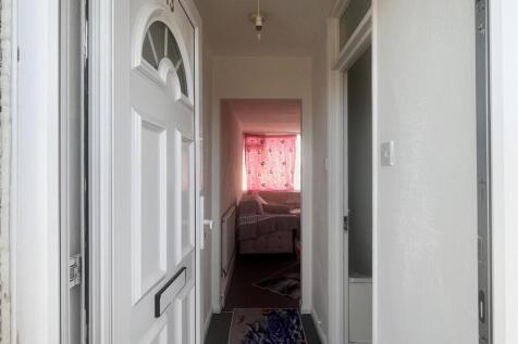 Entrance hall.jpg