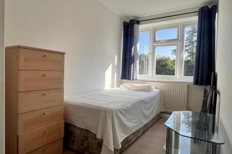 bed 3.jpg