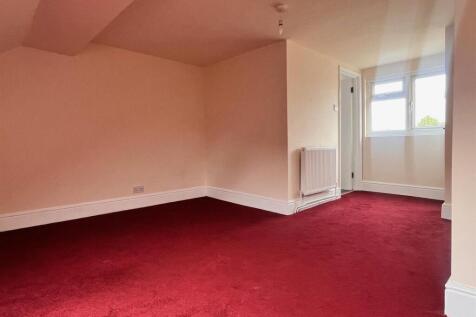 bedroom 4.jpg