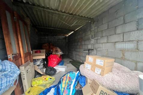 Outbuilding1.jpeg