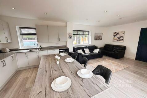 Kitchen/Reception