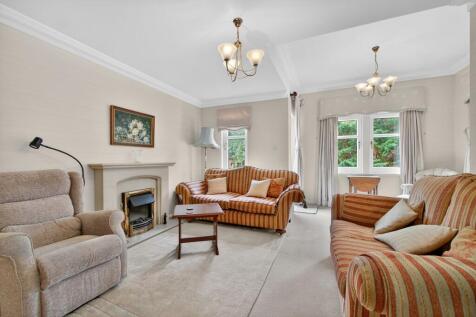 Dining Lounge