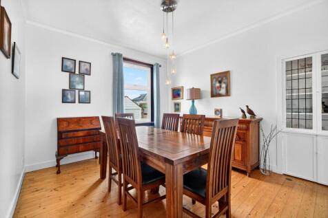 Dining Room/3rd Bedroom