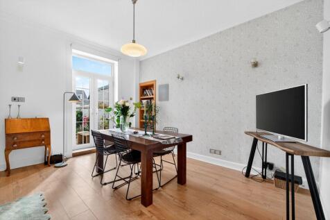 Family / Dining Room