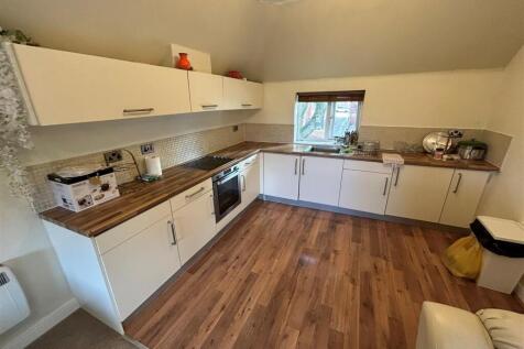 Kitch New.jpg