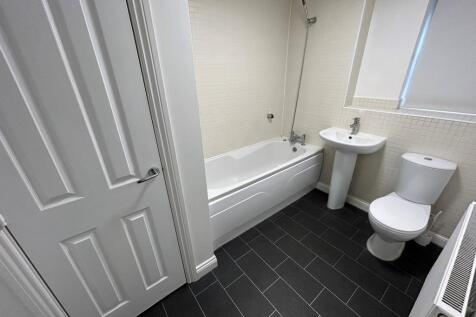 Bath_lge.jpg