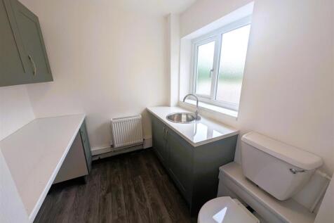 Utility/Ground floor W.C