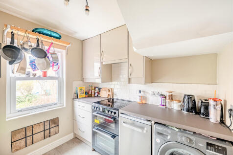 Modern Kitchen 