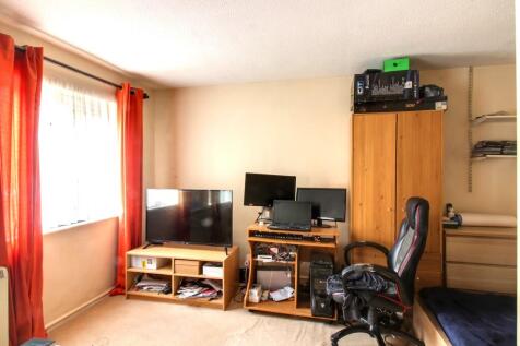 Studio Room 