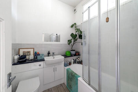 Bathroom-i