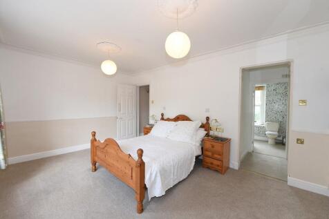 15 Bedford St. BA...