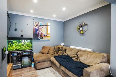 39 Merton Avenue - Curv9zNPJuoLAFmciOuR.jpg