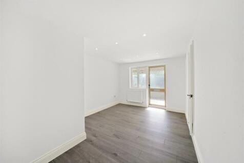 16A Elms Lane - U9LmVVBcjXhdGluS87yX.jpg