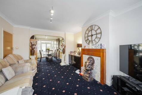 37 East Court - W8hD1fp0FNcXdSKQ4IUl.jpg