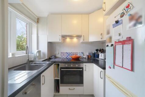 Flat 17, Bishops Court - ebUnYKZZLb8Y6eF4i5wT.jpg