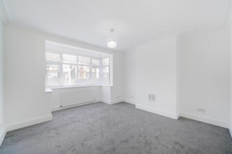 70 Oldborough Road - M8JaiRGFnB1kfLZy5aJ5.jpg