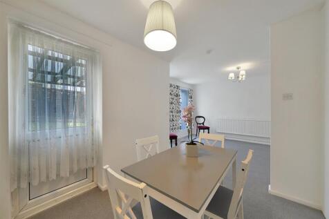 12 Rowan Close - 5YbfSBV99xMcq7cDdjzf.jpg