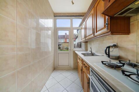 16 Rosebank Avenue - U7cbmFxhr80rN2QmdyNY.jpg
