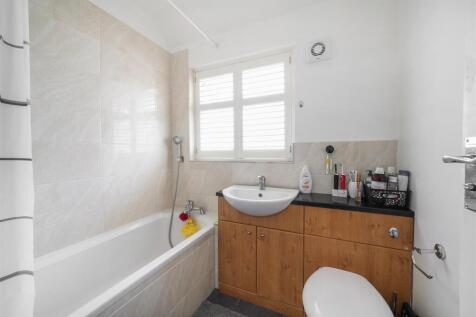 104 Elton Avenue - 0p0SKNeg8DV56z4z05tb.jpg