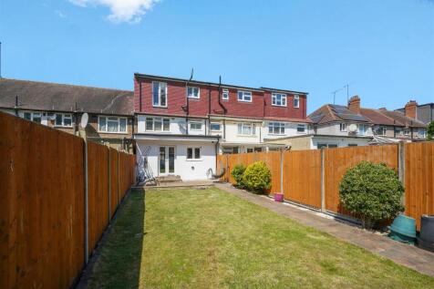 104 Elton Avenue - GFZKNkKR9XsmxiyMwIl7.jpg