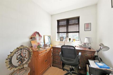 95 Carlton Avenue West - LhZo1AbIVuawaxA84FTQ.jpg